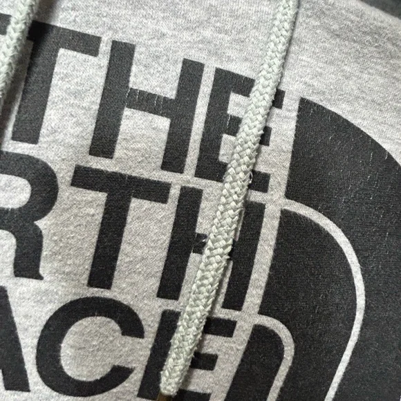 The North Face Hoody - Picture 3 of 10